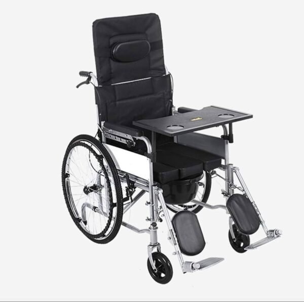 كرسي متحرك قابل للطي