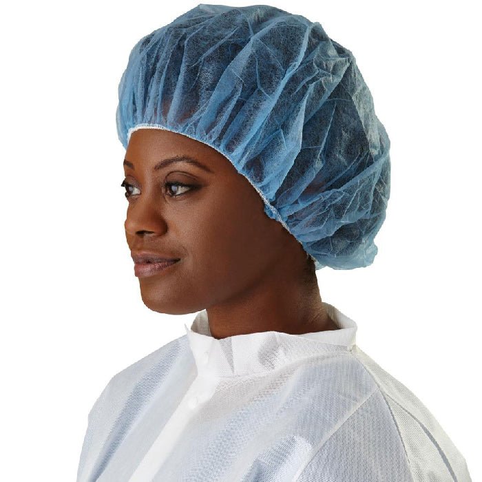 صورة فوتوغرافية مرجعية لغطاء رأس تمريض أزرق أثناء الاستخدام | Reference photograph of a blue bouffant cap in use
